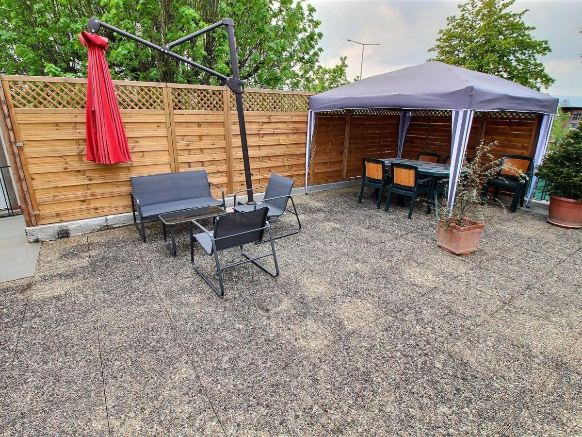 Appartement Spacieux A Colmar Avec Terrasse, Garage Privatif, Proche Centre Et Gare - Fr-1-722-2 Exteriör bild